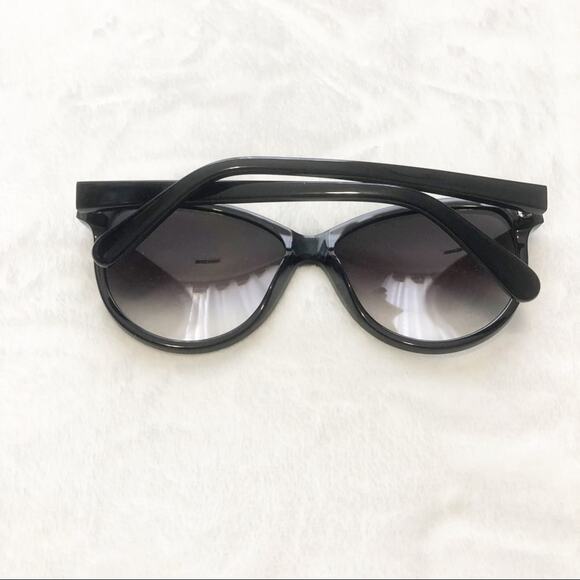 Stella McCartney black cat eye sunglasses oversized 57mm main image 5